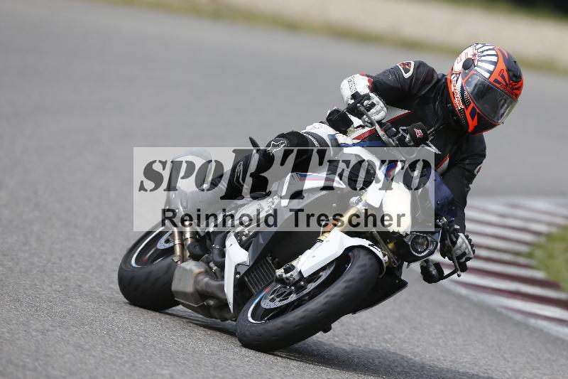 /10 20.04.2026  Pluess Moto Sport ADR/Einsteiger/21